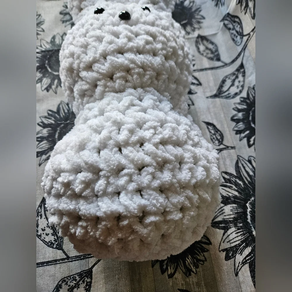 Crochet Large White Peep Decor